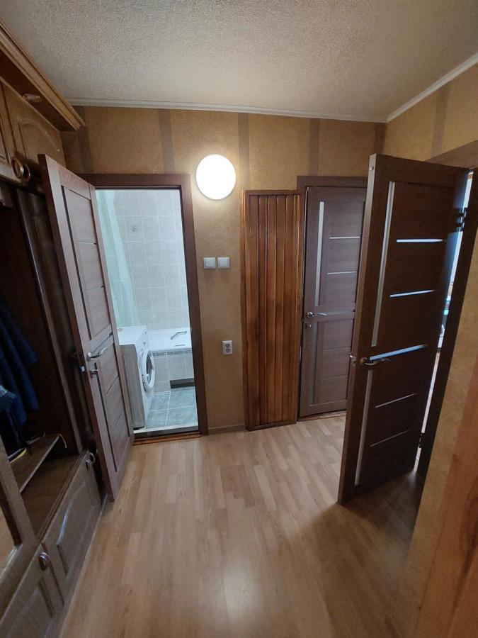 2К Апартаменты Ул.Ревуцкого 19/1 基輔 外观 照片